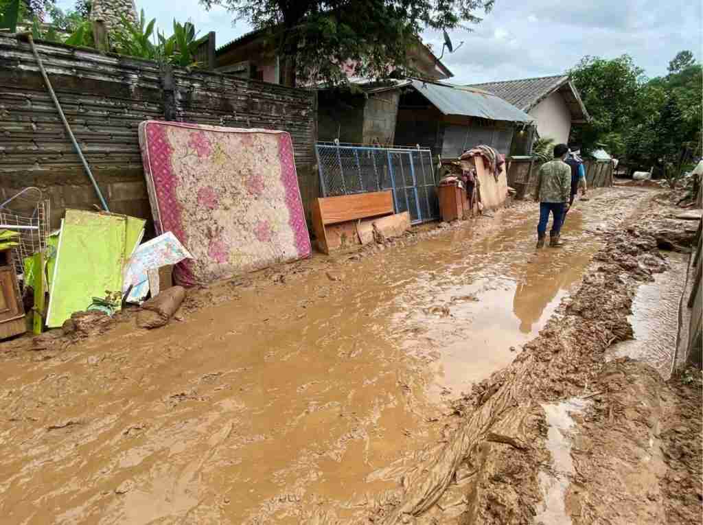 Amici Betharram Onlus Alluvione Thai Agosto 2021 (8)
